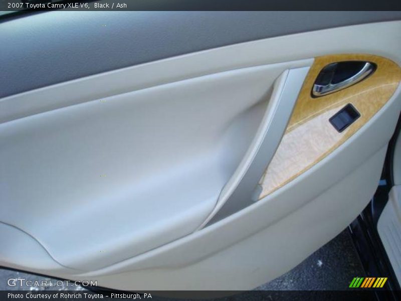 Black / Ash 2007 Toyota Camry XLE V6