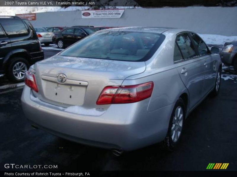 Titanium Metallic / Ash 2007 Toyota Camry XLE V6