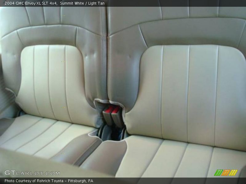 Summit White / Light Tan 2004 GMC Envoy XL SLT 4x4