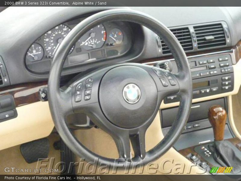 Alpine White / Sand 2000 BMW 3 Series 323i Convertible