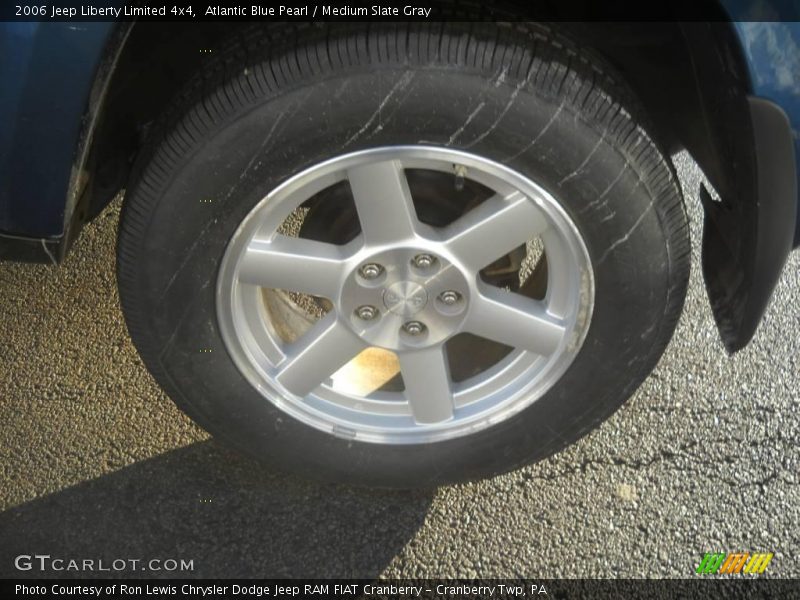 Atlantic Blue Pearl / Medium Slate Gray 2006 Jeep Liberty Limited 4x4