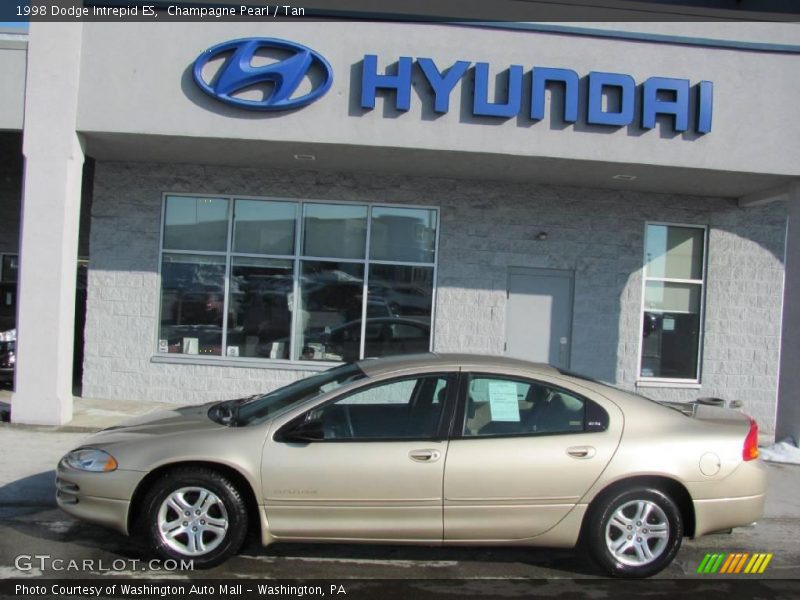 Champagne Pearl / Tan 1998 Dodge Intrepid ES