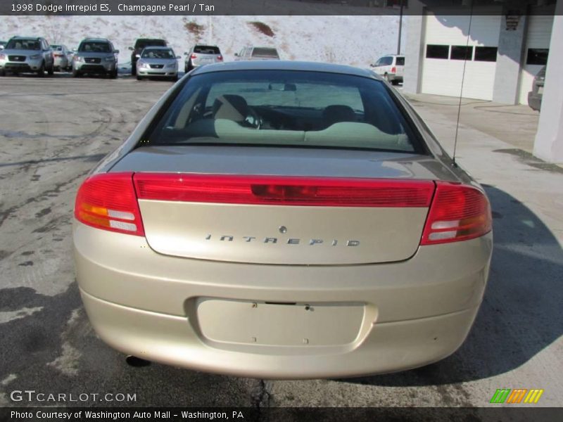 Champagne Pearl / Tan 1998 Dodge Intrepid ES