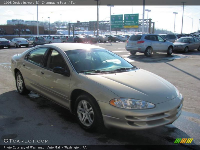 Champagne Pearl / Tan 1998 Dodge Intrepid ES