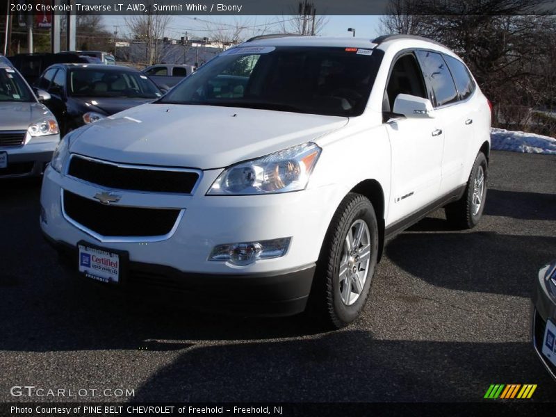 Summit White / Ebony 2009 Chevrolet Traverse LT AWD
