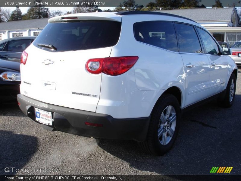 Summit White / Ebony 2009 Chevrolet Traverse LT AWD