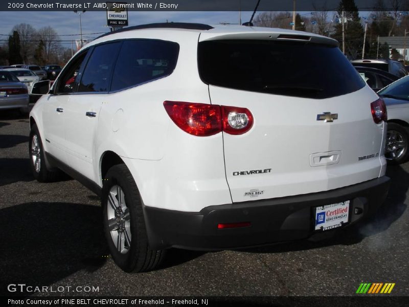 Summit White / Ebony 2009 Chevrolet Traverse LT AWD