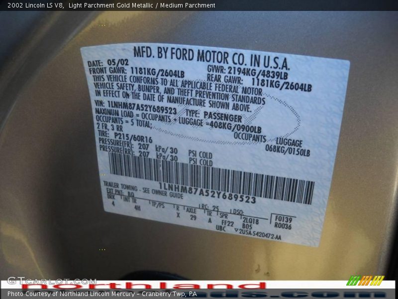 Light Parchment Gold Metallic / Medium Parchment 2002 Lincoln LS V8