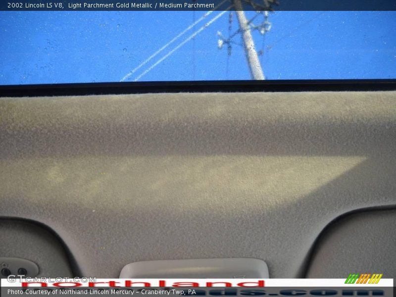 Light Parchment Gold Metallic / Medium Parchment 2002 Lincoln LS V8
