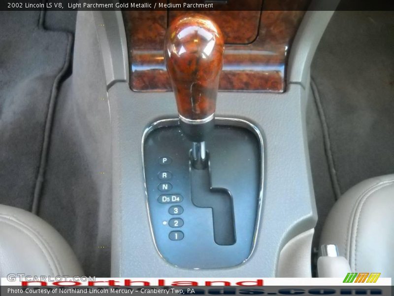 Light Parchment Gold Metallic / Medium Parchment 2002 Lincoln LS V8