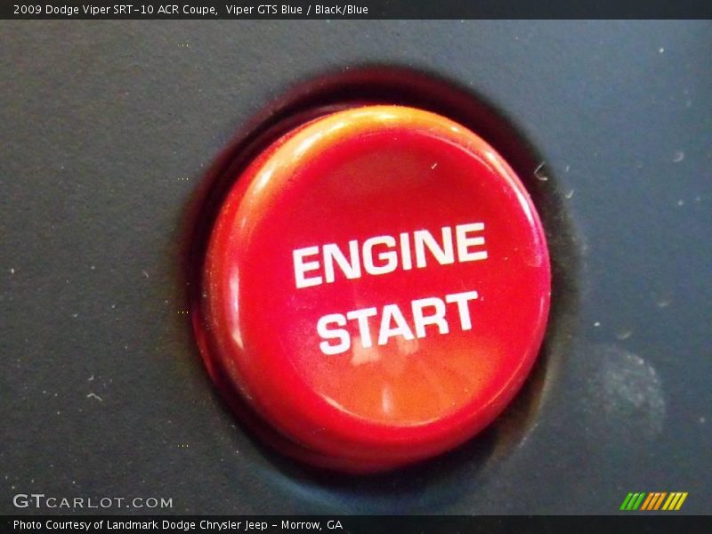 Controls of 2009 Viper SRT-10 ACR Coupe