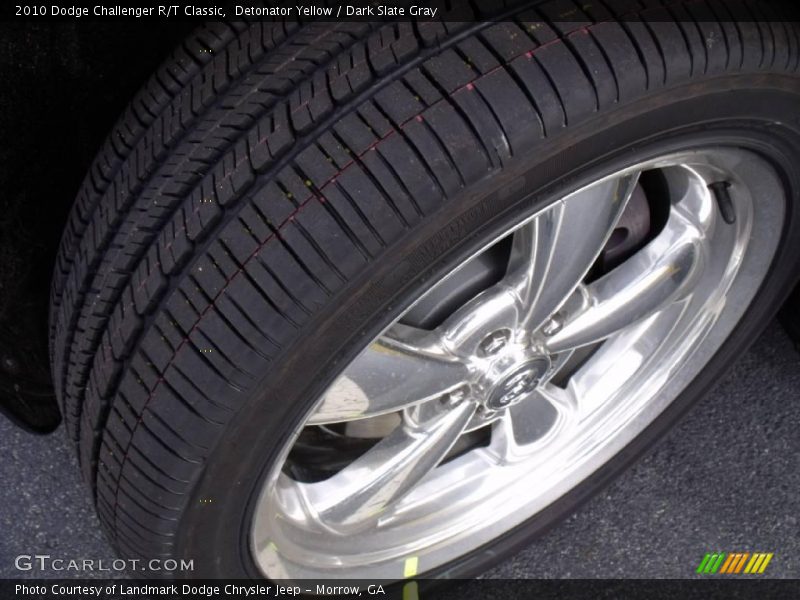Detonator Yellow / Dark Slate Gray 2010 Dodge Challenger R/T Classic