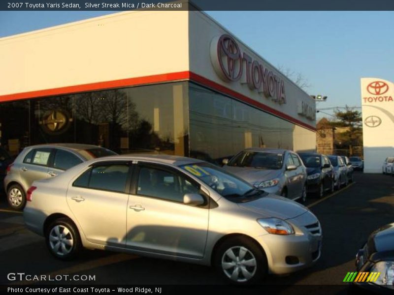 Silver Streak Mica / Dark Charcoal 2007 Toyota Yaris Sedan