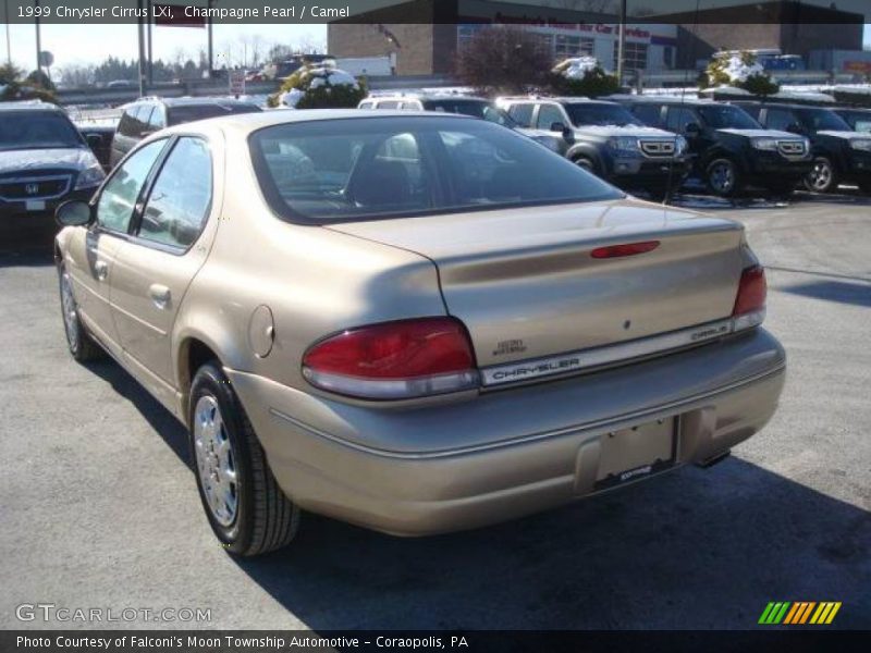 Champagne Pearl / Camel 1999 Chrysler Cirrus LXi