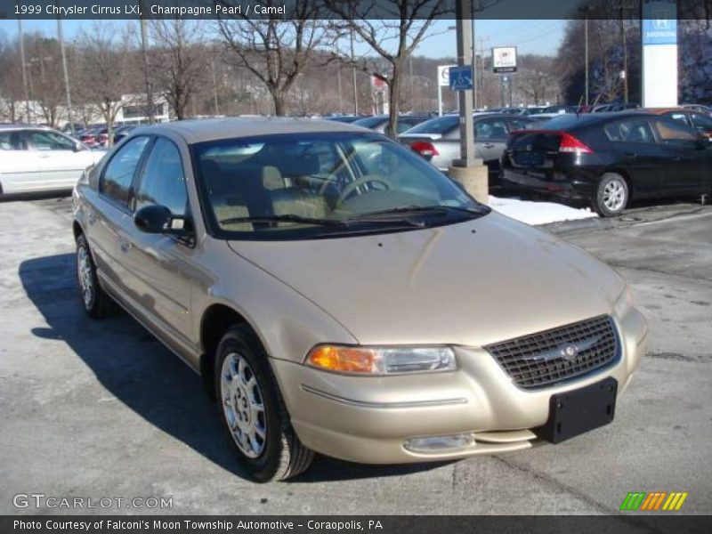 Champagne Pearl / Camel 1999 Chrysler Cirrus LXi