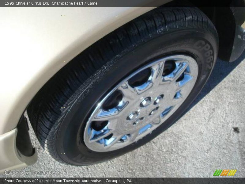 Champagne Pearl / Camel 1999 Chrysler Cirrus LXi