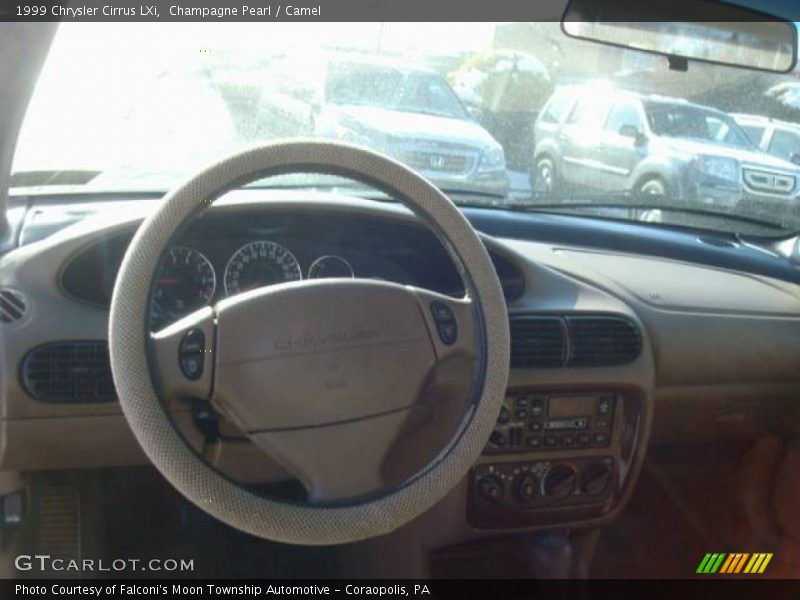 Champagne Pearl / Camel 1999 Chrysler Cirrus LXi