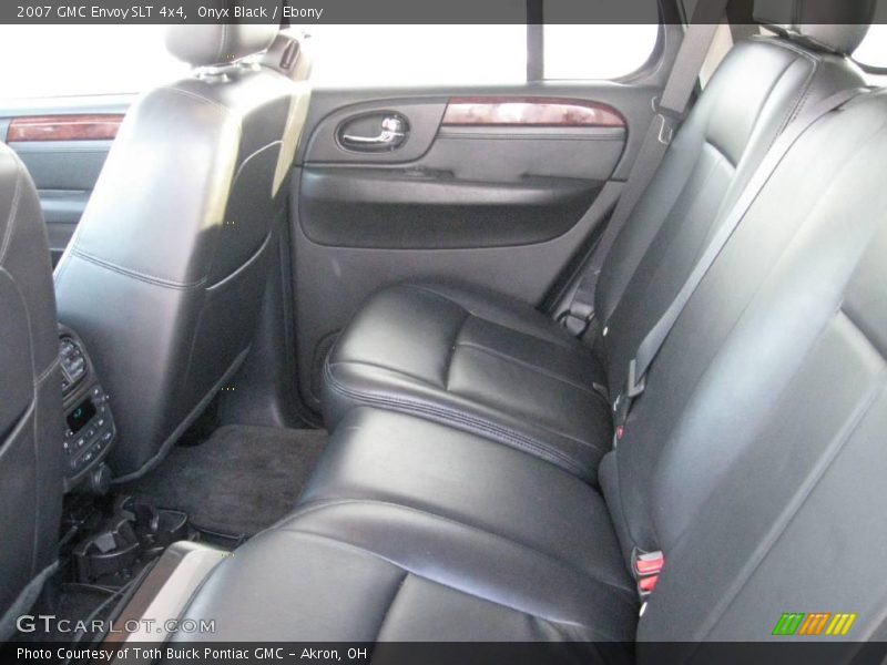 Onyx Black / Ebony 2007 GMC Envoy SLT 4x4