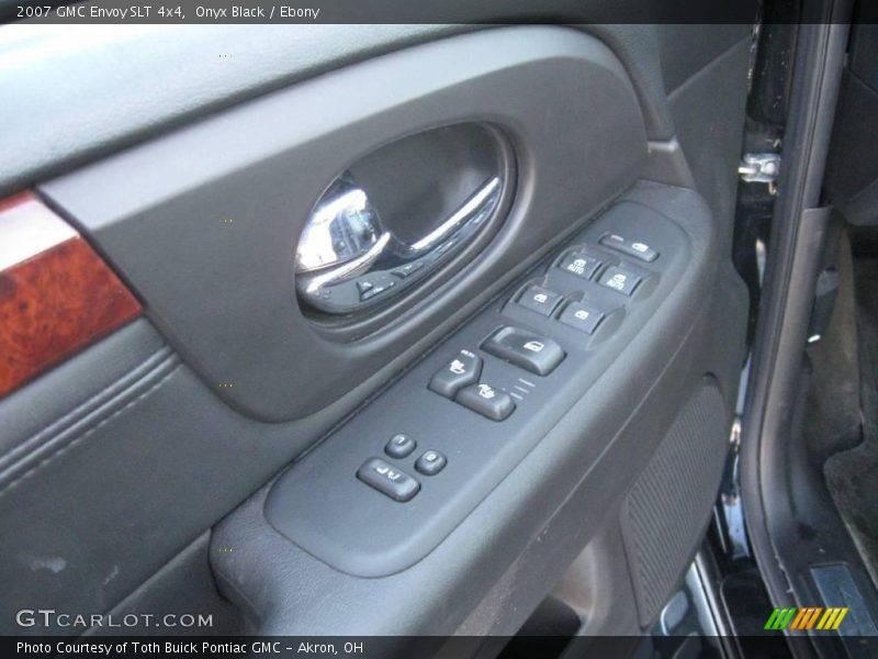 Onyx Black / Ebony 2007 GMC Envoy SLT 4x4