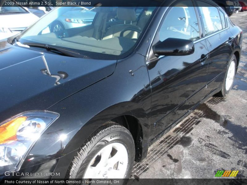 Super Black / Blond 2009 Nissan Altima 2.5 SL