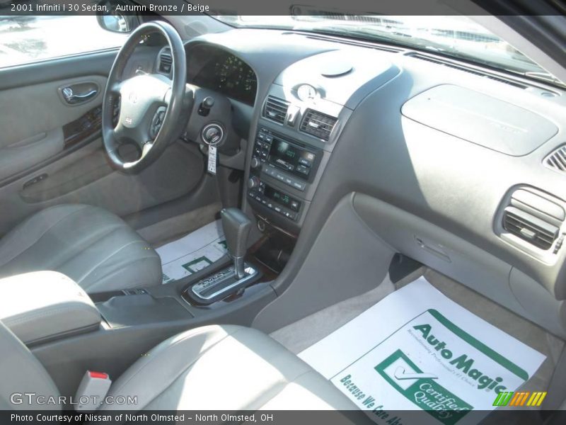 Autumn Bronze / Beige 2001 Infiniti I 30 Sedan