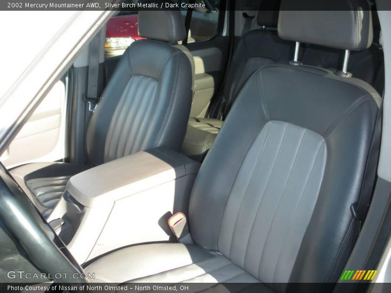 Silver Birch Metallic / Dark Graphite 2002 Mercury Mountaineer AWD