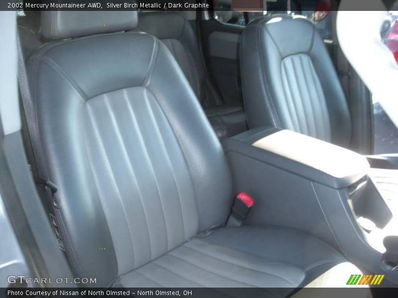 Silver Birch Metallic / Dark Graphite 2002 Mercury Mountaineer AWD