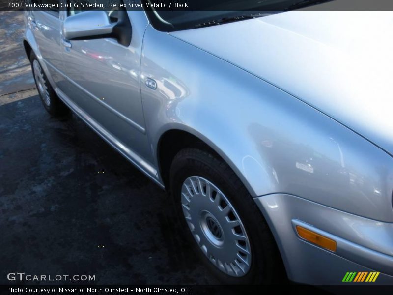 Reflex Silver Metallic / Black 2002 Volkswagen Golf GLS Sedan