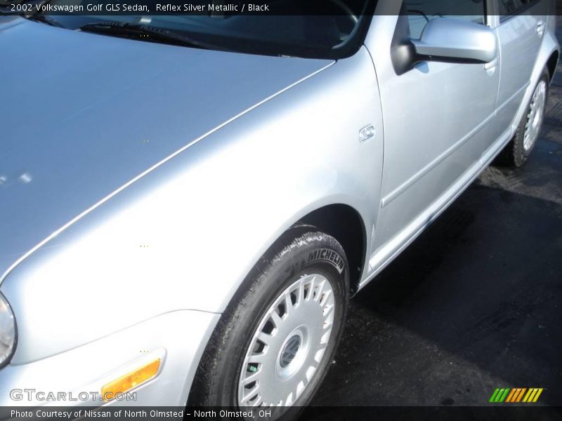 Reflex Silver Metallic / Black 2002 Volkswagen Golf GLS Sedan