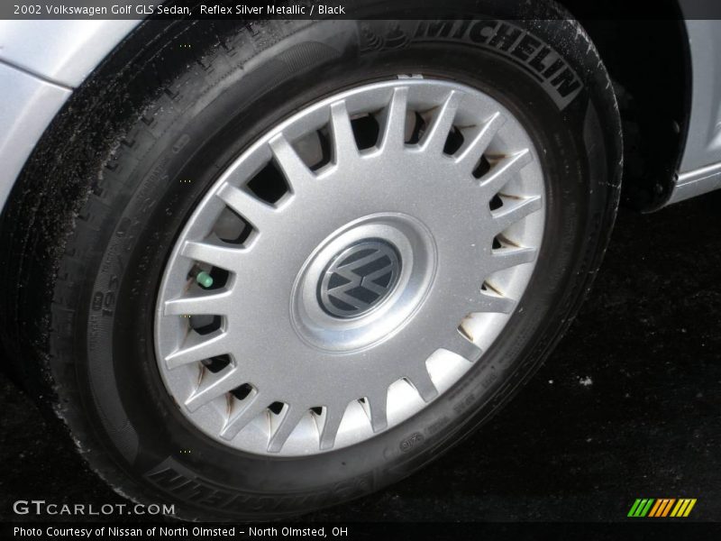 Reflex Silver Metallic / Black 2002 Volkswagen Golf GLS Sedan