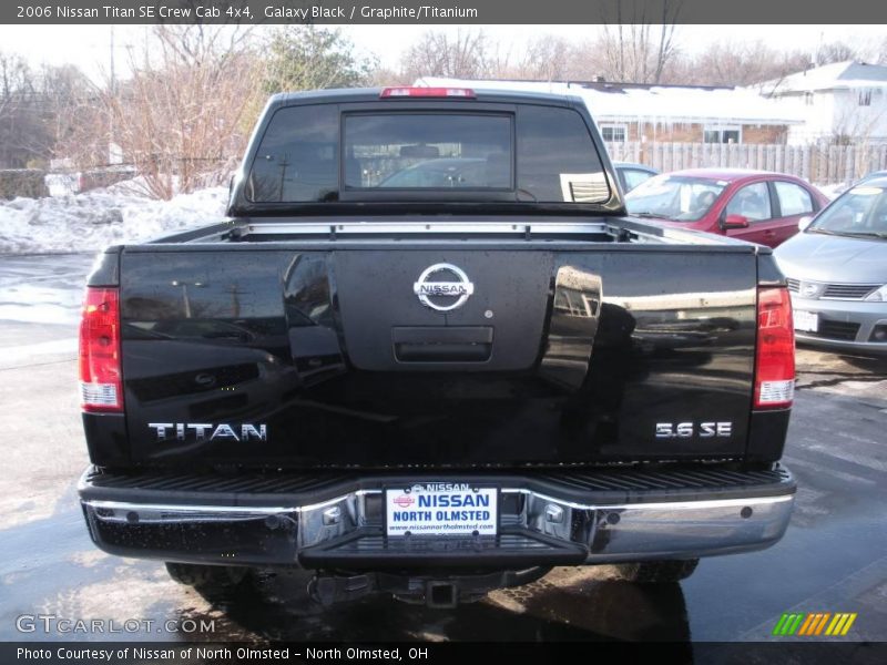Galaxy Black / Graphite/Titanium 2006 Nissan Titan SE Crew Cab 4x4