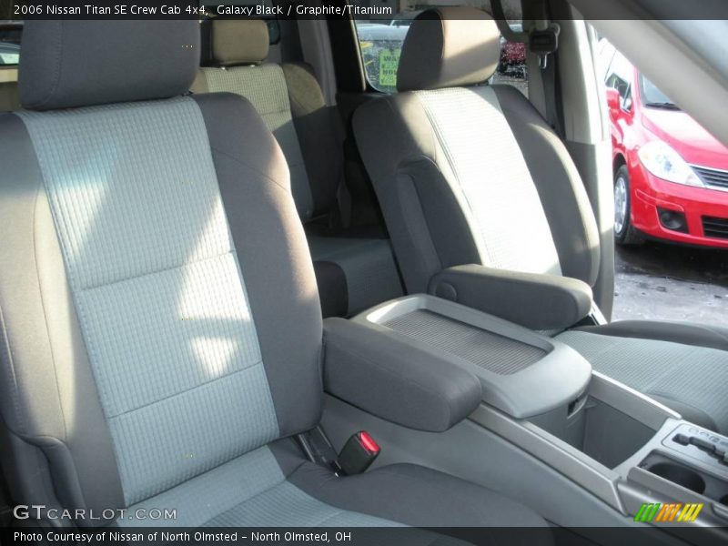 Galaxy Black / Graphite/Titanium 2006 Nissan Titan SE Crew Cab 4x4