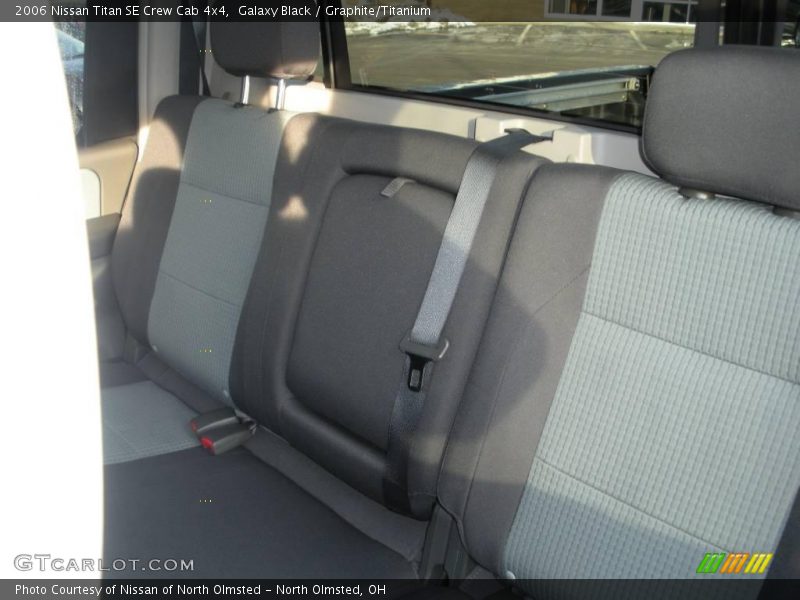 Galaxy Black / Graphite/Titanium 2006 Nissan Titan SE Crew Cab 4x4