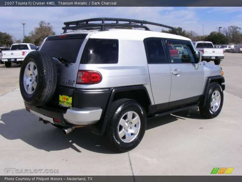 Titanium Metallic / Dark Charcoal 2007 Toyota FJ Cruiser 4WD