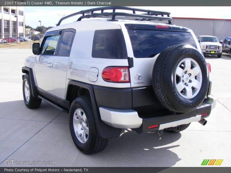 Titanium Metallic / Dark Charcoal 2007 Toyota FJ Cruiser 4WD