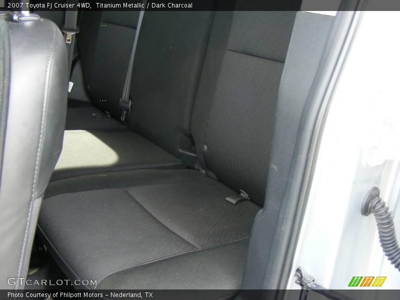 Titanium Metallic / Dark Charcoal 2007 Toyota FJ Cruiser 4WD