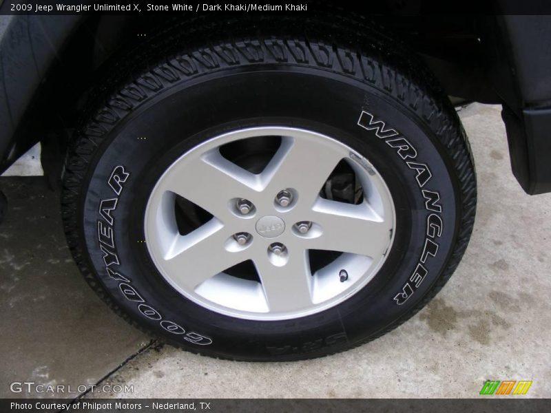 Stone White / Dark Khaki/Medium Khaki 2009 Jeep Wrangler Unlimited X