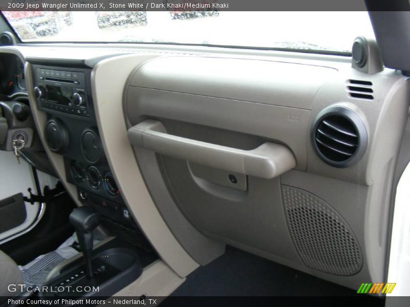 Stone White / Dark Khaki/Medium Khaki 2009 Jeep Wrangler Unlimited X