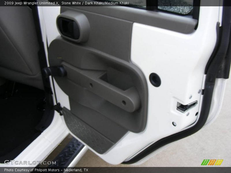 Stone White / Dark Khaki/Medium Khaki 2009 Jeep Wrangler Unlimited X