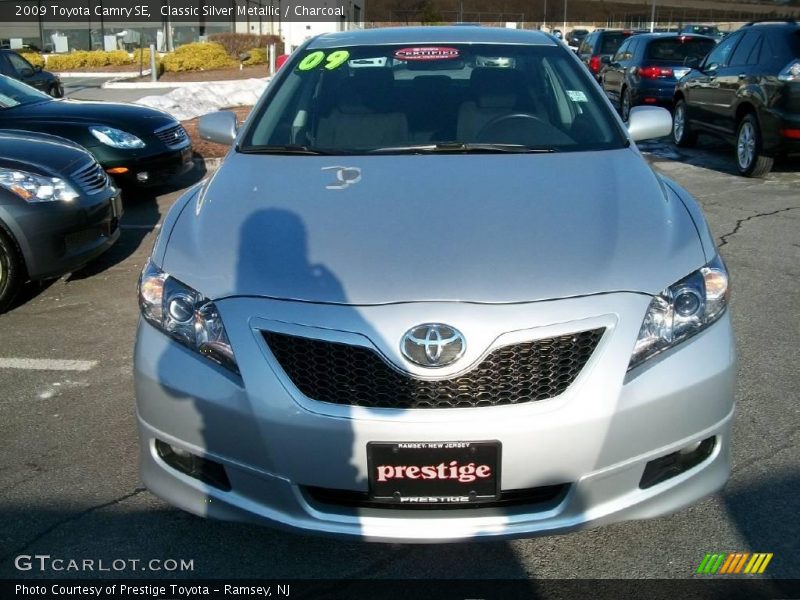 Classic Silver Metallic / Charcoal 2009 Toyota Camry SE