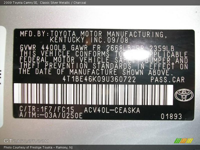 Classic Silver Metallic / Charcoal 2009 Toyota Camry SE