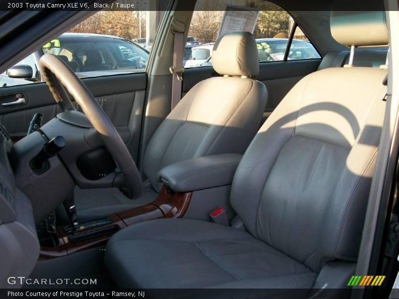 Black / Taupe 2003 Toyota Camry XLE V6