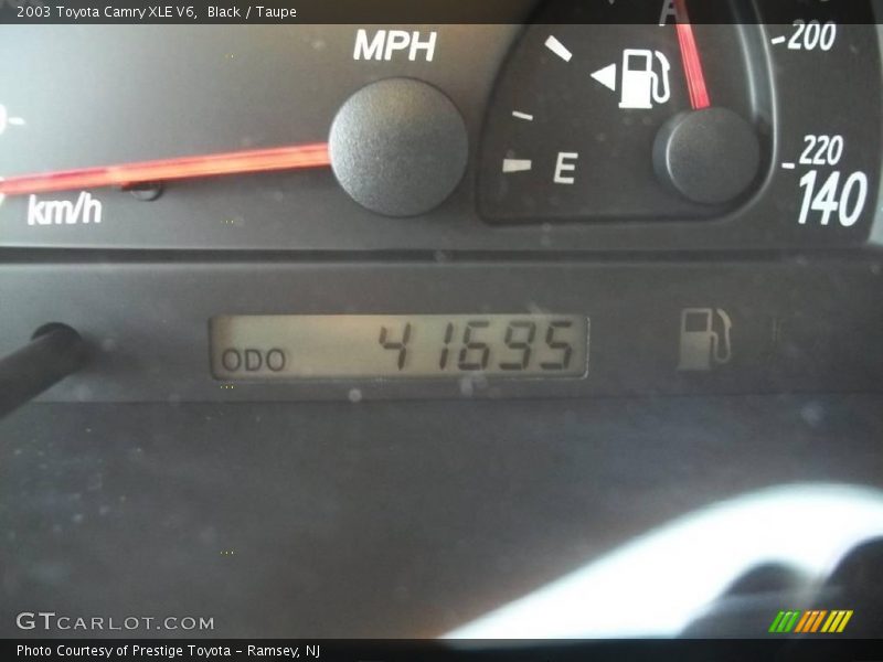 Black / Taupe 2003 Toyota Camry XLE V6