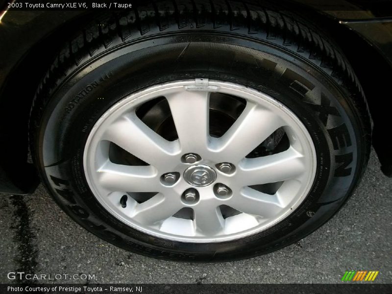 Black / Taupe 2003 Toyota Camry XLE V6