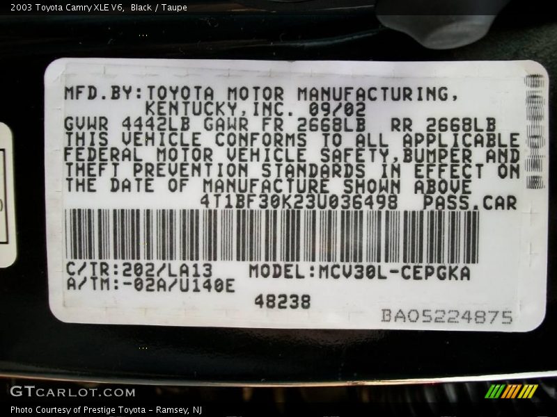 Black / Taupe 2003 Toyota Camry XLE V6