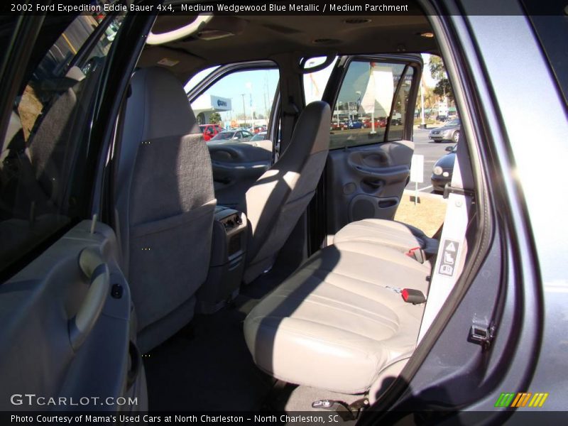 Medium Wedgewood Blue Metallic / Medium Parchment 2002 Ford Expedition Eddie Bauer 4x4