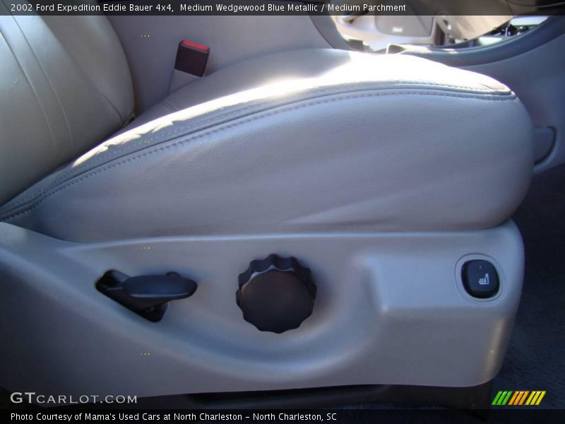 Medium Wedgewood Blue Metallic / Medium Parchment 2002 Ford Expedition Eddie Bauer 4x4