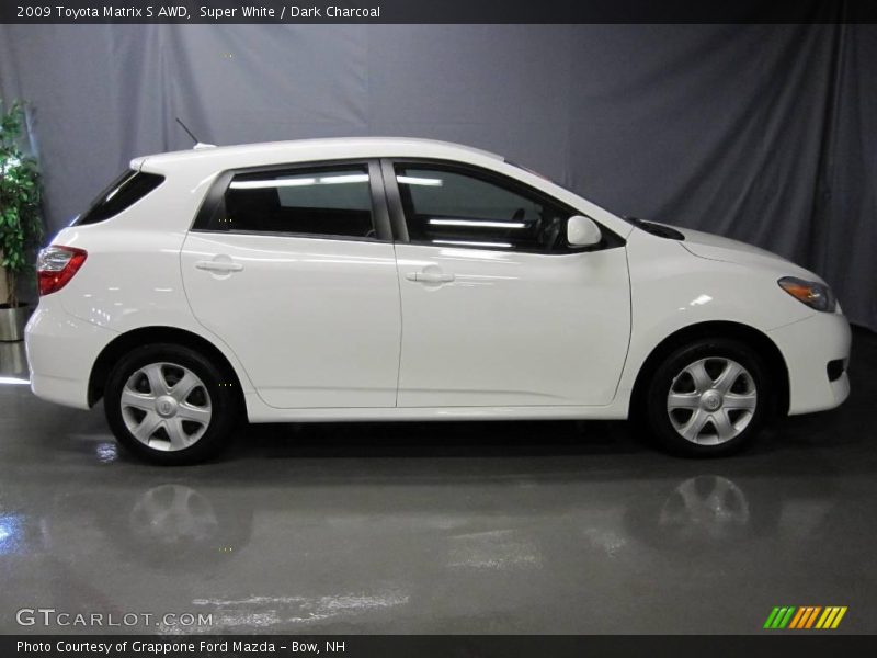 Super White / Dark Charcoal 2009 Toyota Matrix S AWD