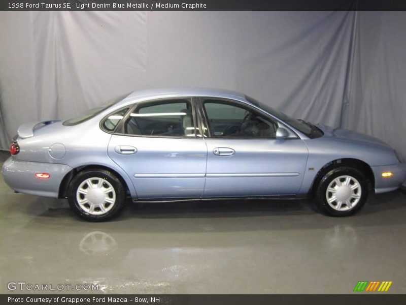 Light Denim Blue Metallic / Medium Graphite 1998 Ford Taurus SE