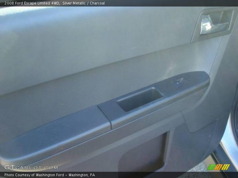 Silver Metallic / Charcoal 2008 Ford Escape Limited 4WD